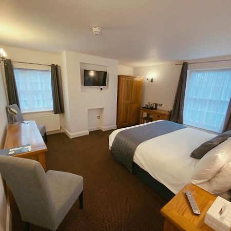 Newtown House Hotel Саут-Хейлинг Экстерьер фото