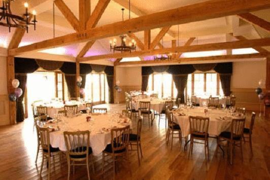 Newtown House Hotel Саут-Хейлинг Экстерьер фото